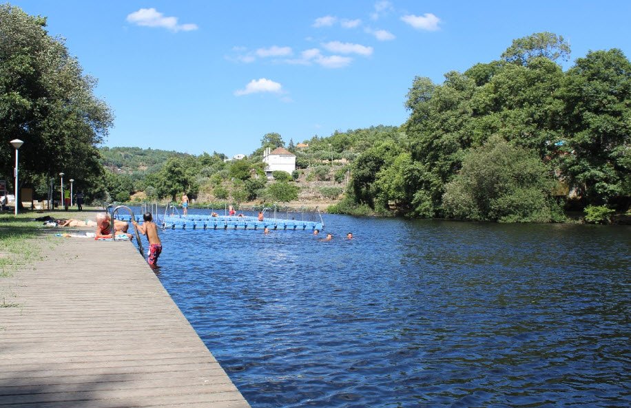 Praia Fluvial da Ponte de Juncais , Portugal